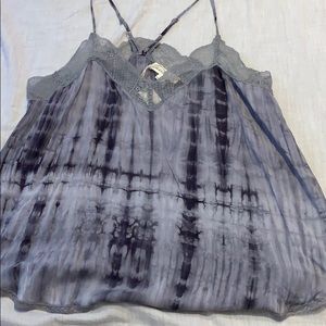 LoveStitch Tye Die lace tank top. Size Medium. NWT